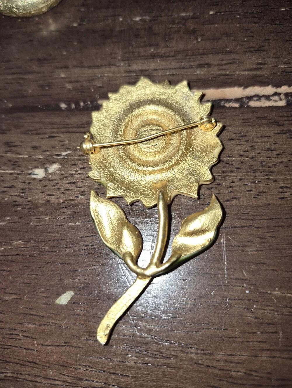 Signed TC Vintage Matte Gold Enamel Yellow Sunflower Green Leaves Pin Brooch